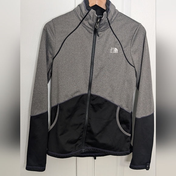 The North Face Jackets & Blazers - The North Face Women's Grey and Black Jacket